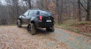 Module şenilate adaptabile la vehicule cu roţi