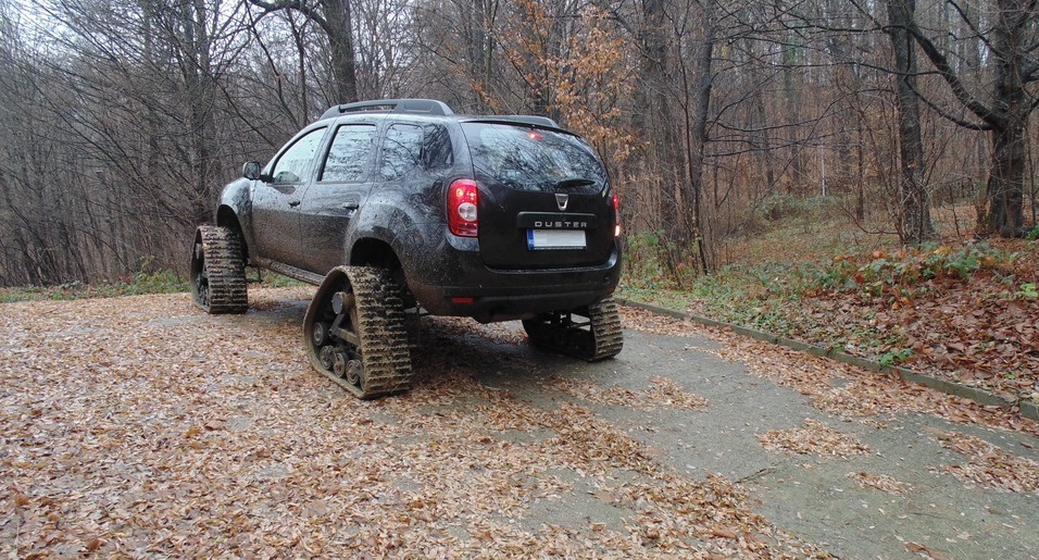 Module şenilate adaptabile la vehicule cu roţi